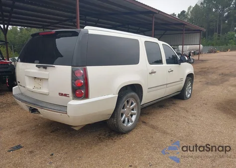 2010 GMC Yukon Xl 1500 Denali from USA, damaged, VIN 1GKUKMEF6AR146601